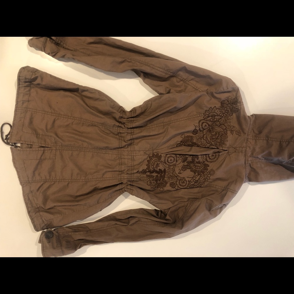 Jacket - Picture 2 of 5